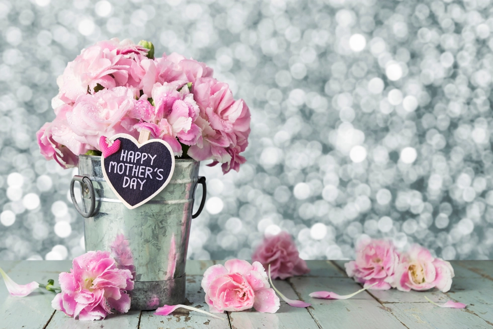 The Best Mother’s Day Gifts in Las Vegas, NV: Thoughtful, Local Picks to Celebrate Moms in the Las Vegas